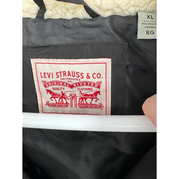 Levis Soft Sherpa Lined Hood Diamond Quilted Parka Jacket Womens XL Black - Picture 10 of 16